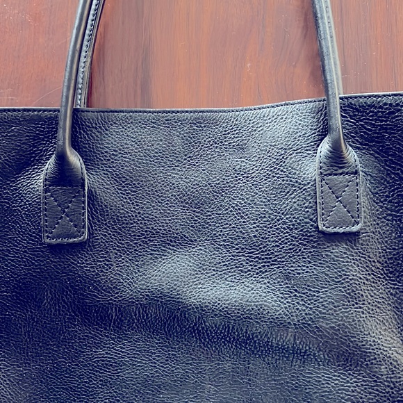 Thick, supple, black leather tote from LA cult label *CREATURES OF COMFORT* - Picture 3 of 10